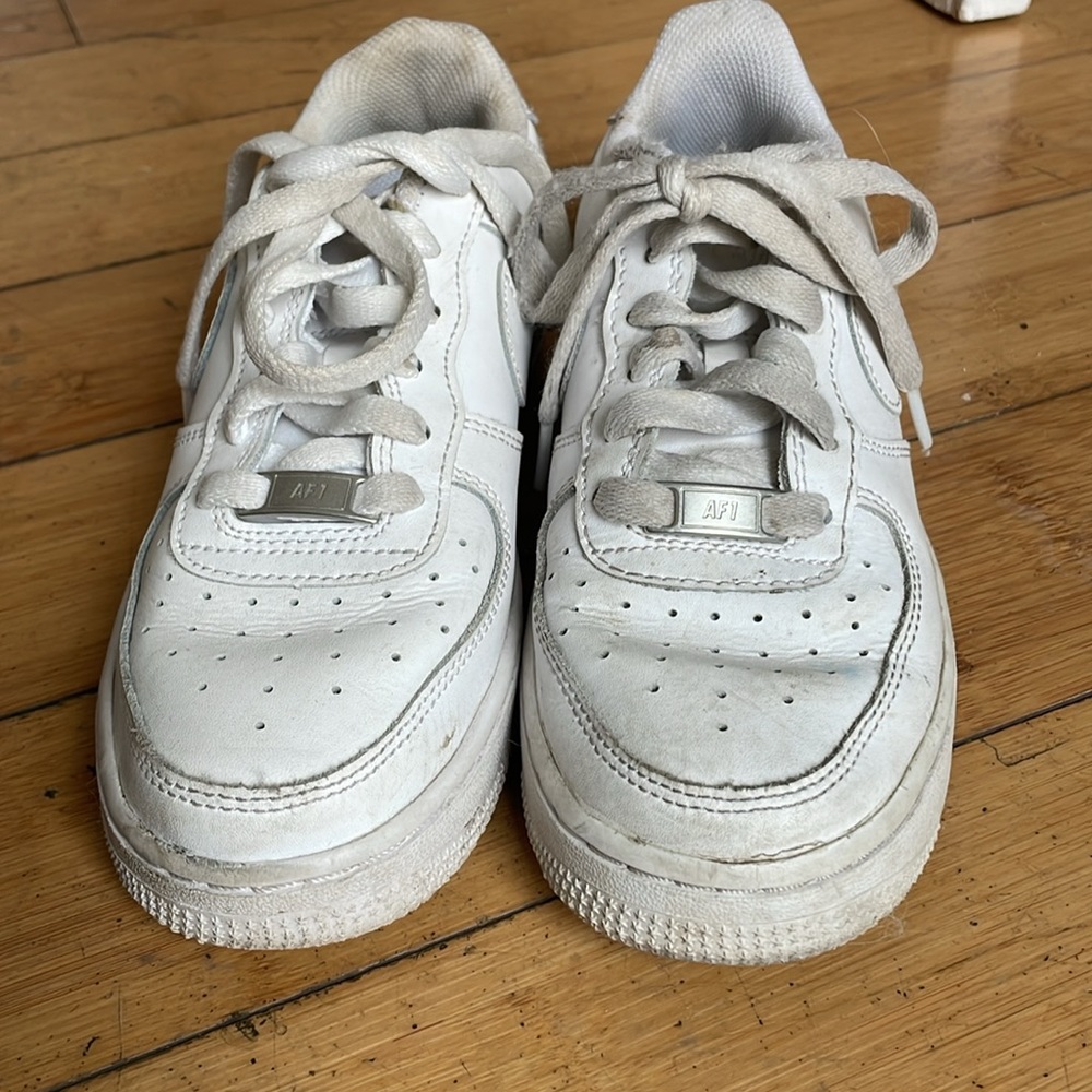 Good condition, very minimal wear